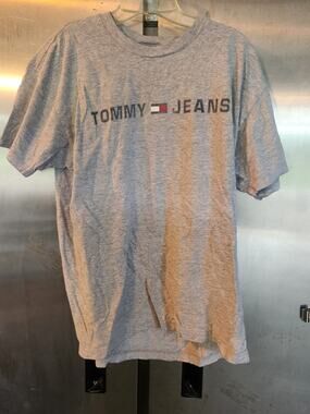 Tommy Jeans Gray Crewneck Sweatshirt Mens Size M Flag Logo